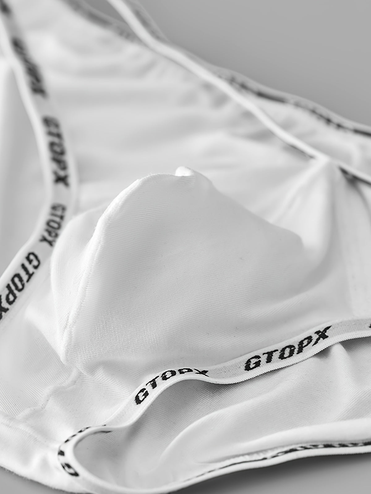 Men's sexy and comfortable hollowed-out low-rise briefs