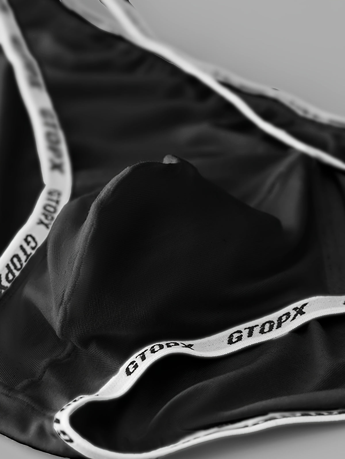 Men's sexy and comfortable hollowed-out low-rise briefs