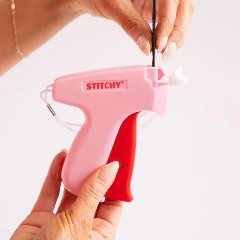 Quick tag sewing gun, ready to use immediately.