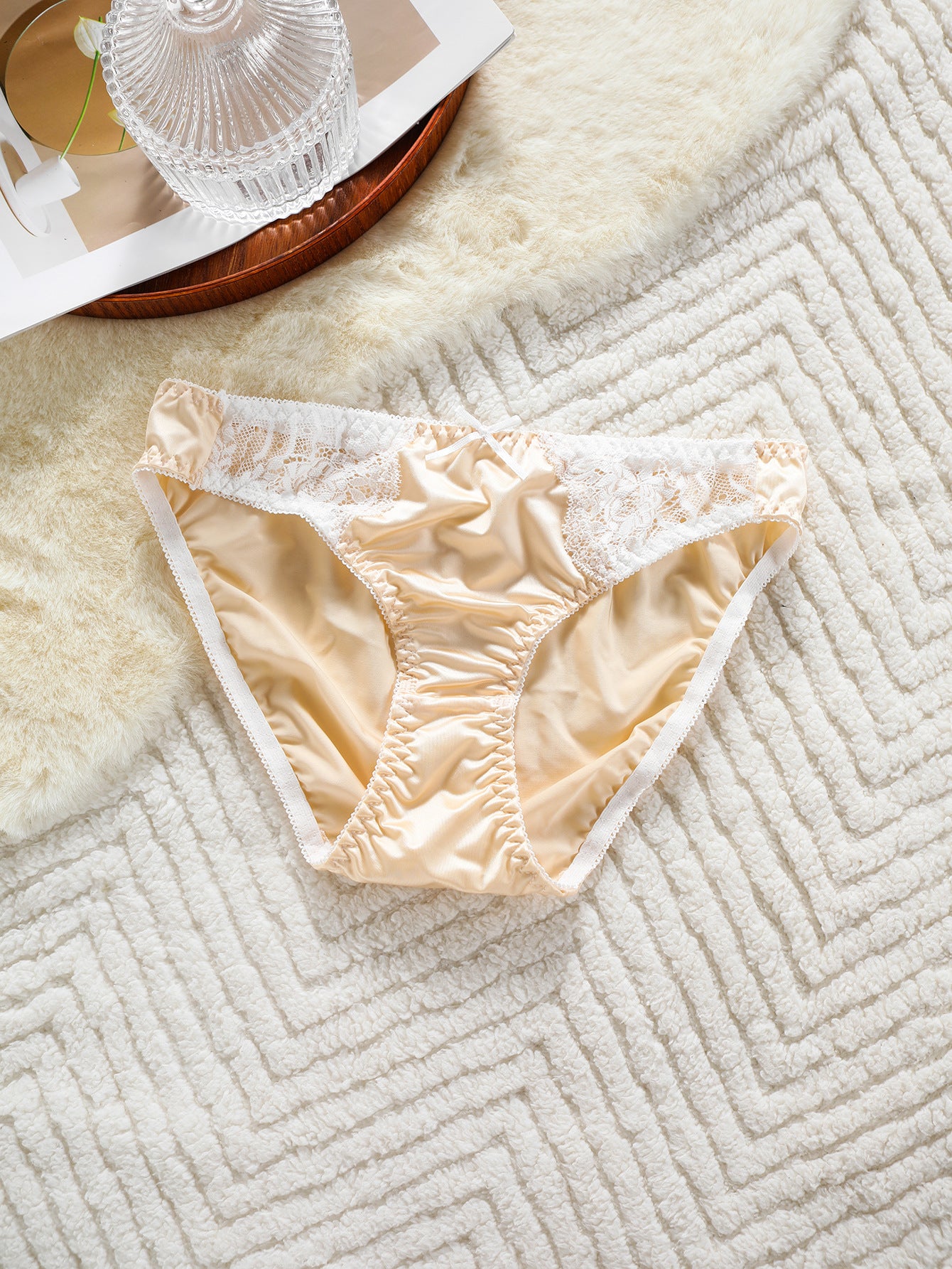 French-style glossy fabric men's underwear with comfortable elastic lace trim