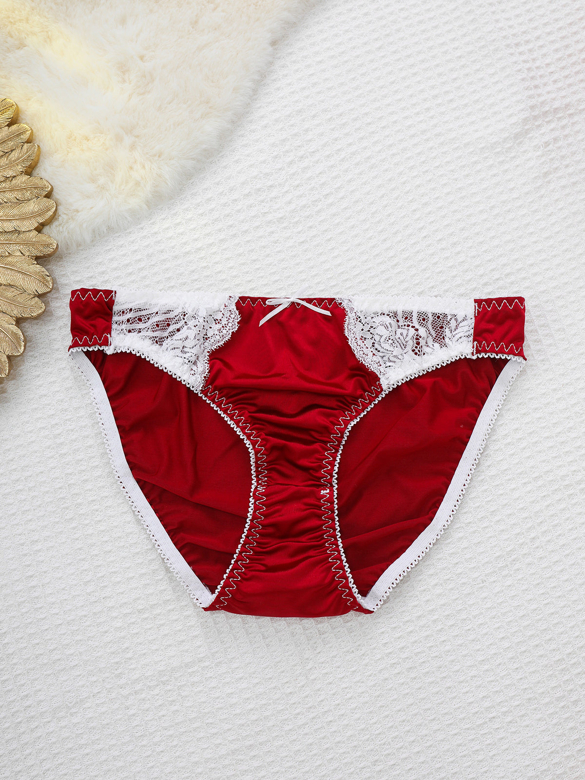 French-style glossy fabric men's underwear with comfortable elastic lace trim